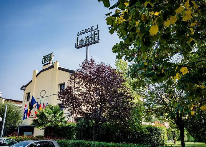 Lucrezia BorgiaAlbergo